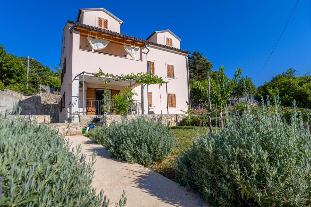 Apartments Horvat Veli Losinj Bagian luar foto
