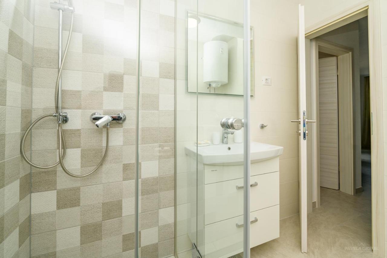 Apartments Horvat Veli Losinj Bagian luar foto